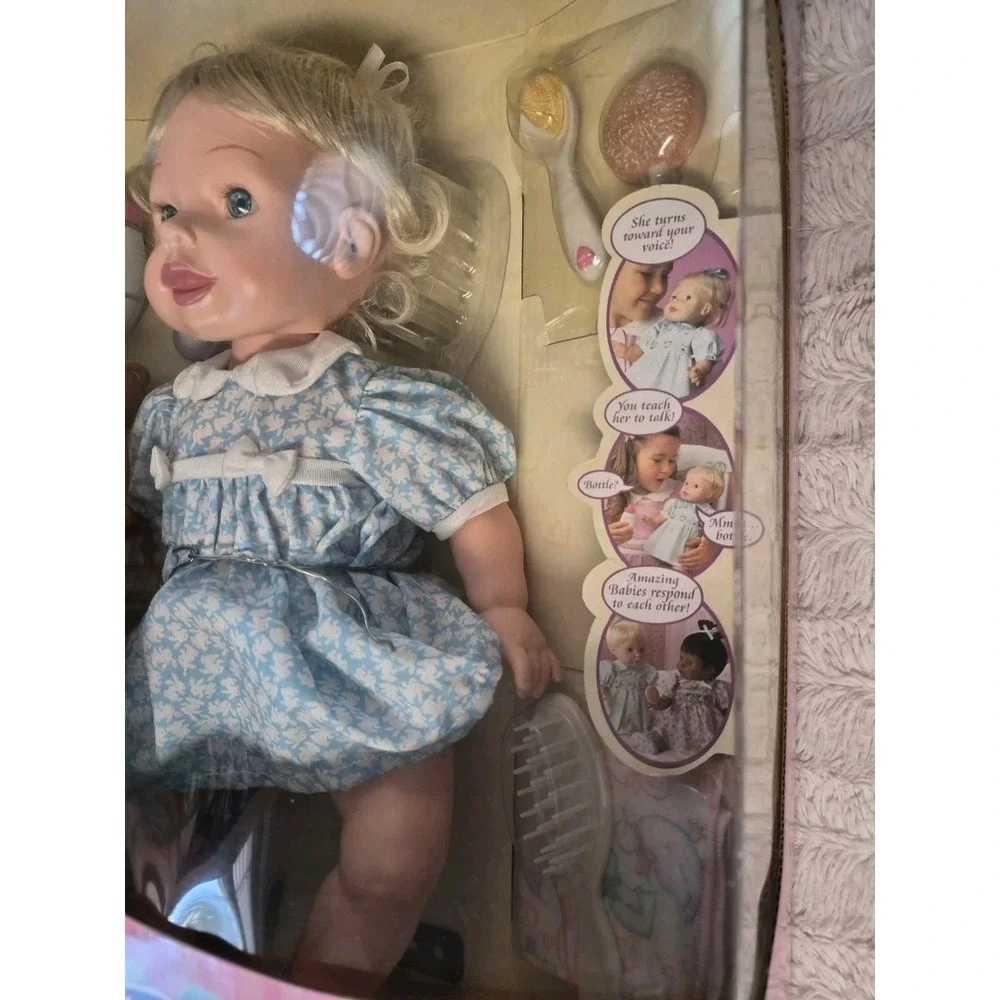 VTG 2000 Playmates Amazing Babies Interactive Doll Access Smart Response System